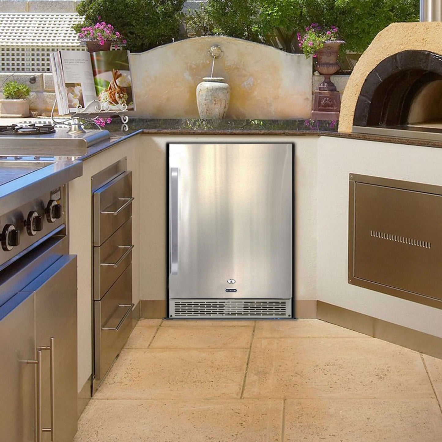 Whynter BOR-53024-SSW 24″ Built-In Energy Star 5.3 cu. ft. Indoor/Outdoor Beverage Refrigerator Cooler Weather Proof in Stainless Steel