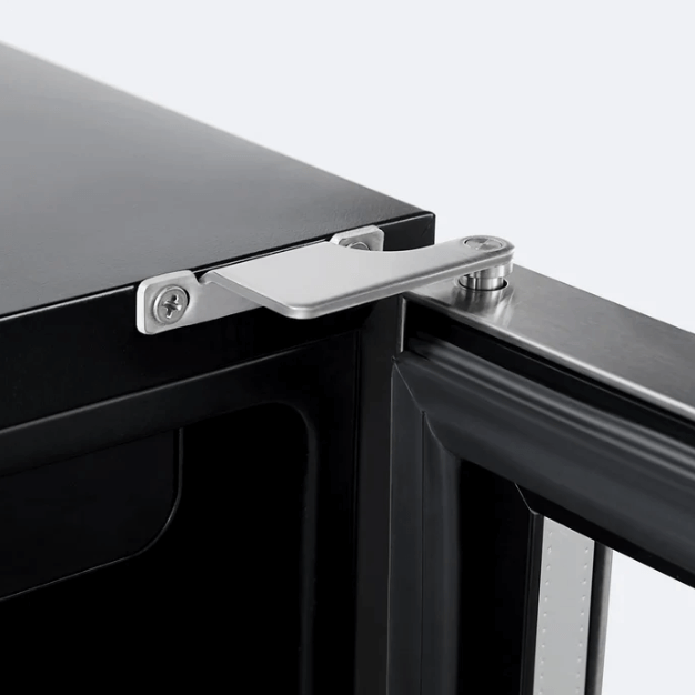 Dual Zone Wine & Beverage Cooler by Empava EMPV-BR04D image of door hinge