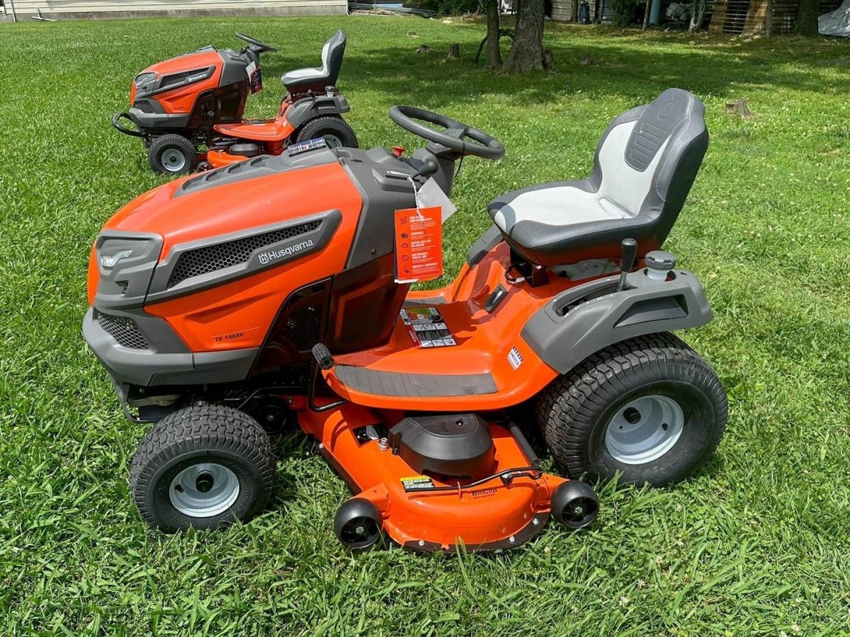 Husqvarna TS 148XK 48″ Lawn Tractor 24HP KOH (Scratch and Dent) - Ezonesglobal - Buy at Wine Coolers Online