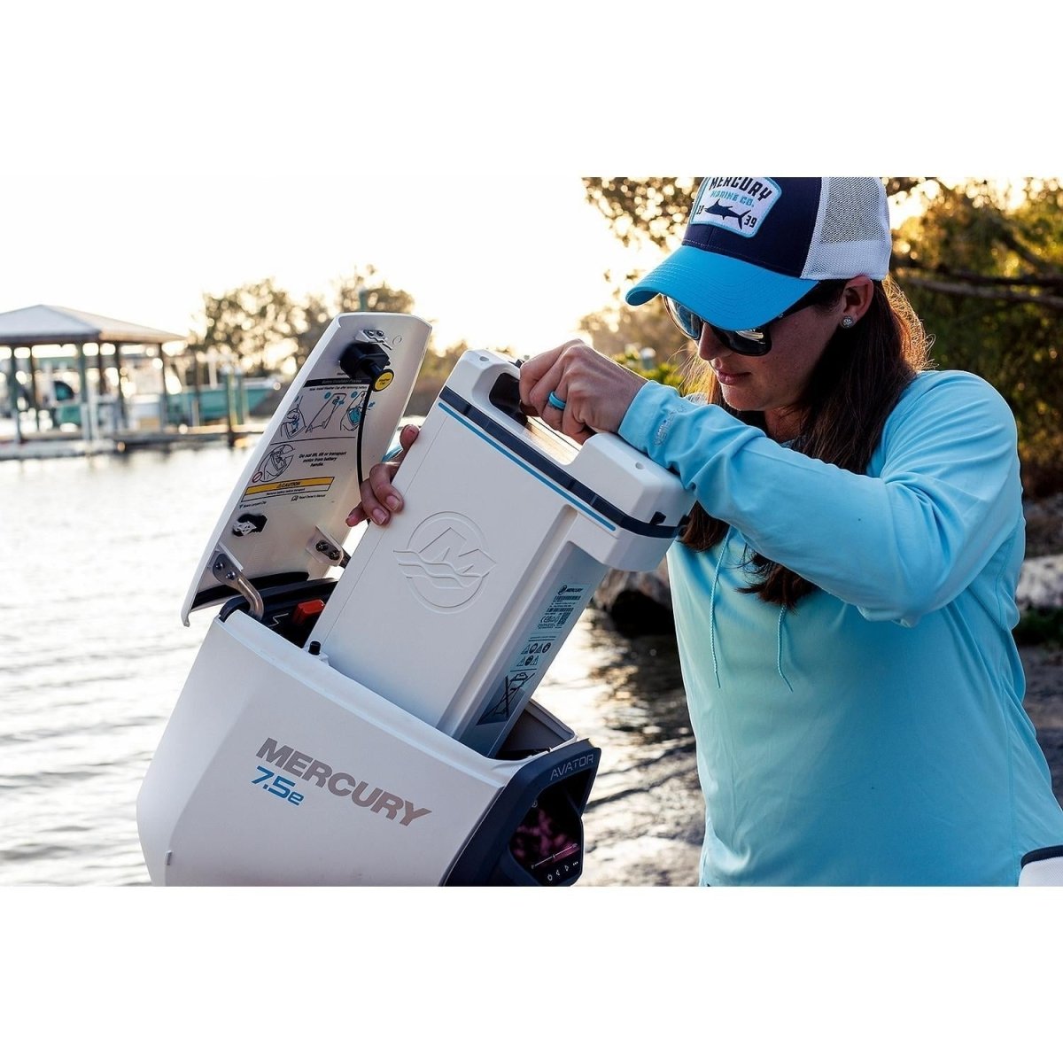 Mercury Avator 7.5e Tiller Electric Outboard Motor Kit - Ezonesglobal - Buy at Wine Coolers Online
