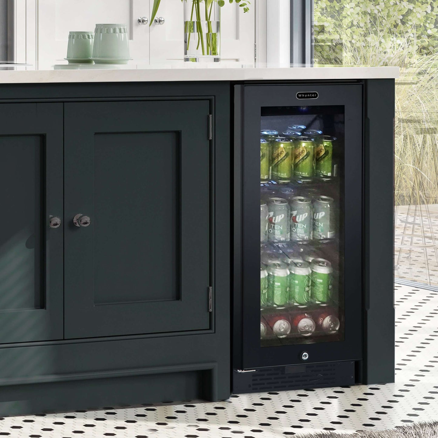 15″ Built-in Black Glass 100-can capacity 3.0 cu ft. Beverage Refrigerator/Cooler | BBR-801BG