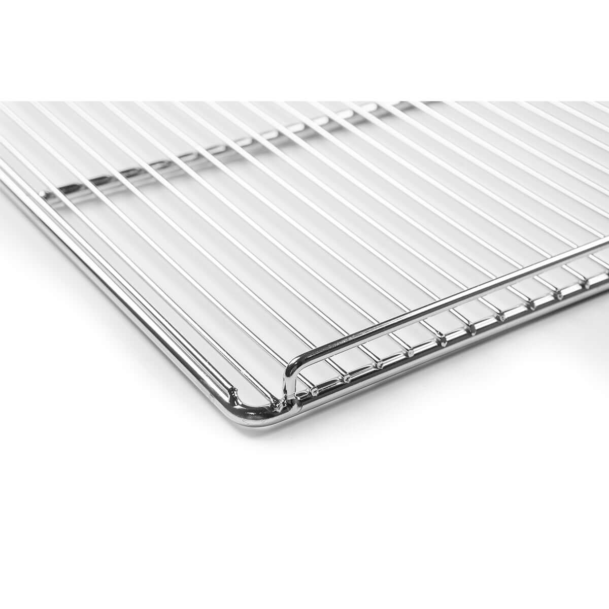 Close-up of a chrome wire cooling rack designed for even airflow and durability in baking and cooking tasks.