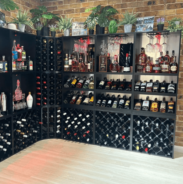 4-Column 24-Bottle Curved Corner Wine Cube - 18mm Thick