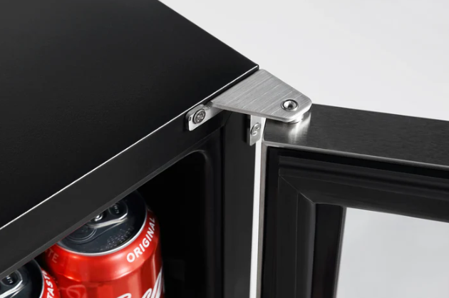 Empava 24 Inch Freestanding & Under Counter Beverage Fridge EMPV-BR02S
