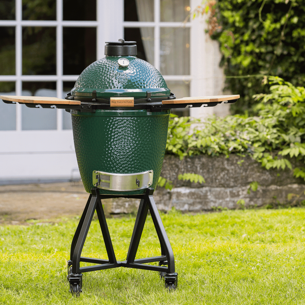 Big Green Egg Medium Ceramic Charcoal Grill - Ezonesglobal - Buy at Wine Coolers Online