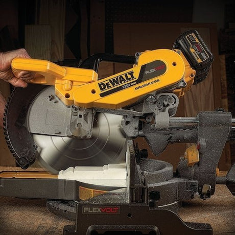 DeWalt FLEXVOLT 12 in 120V MAX Double Bevel Compound Sliding Miter Saw Kit - Ezonesglobal - Buy at Wine Coolers Online
