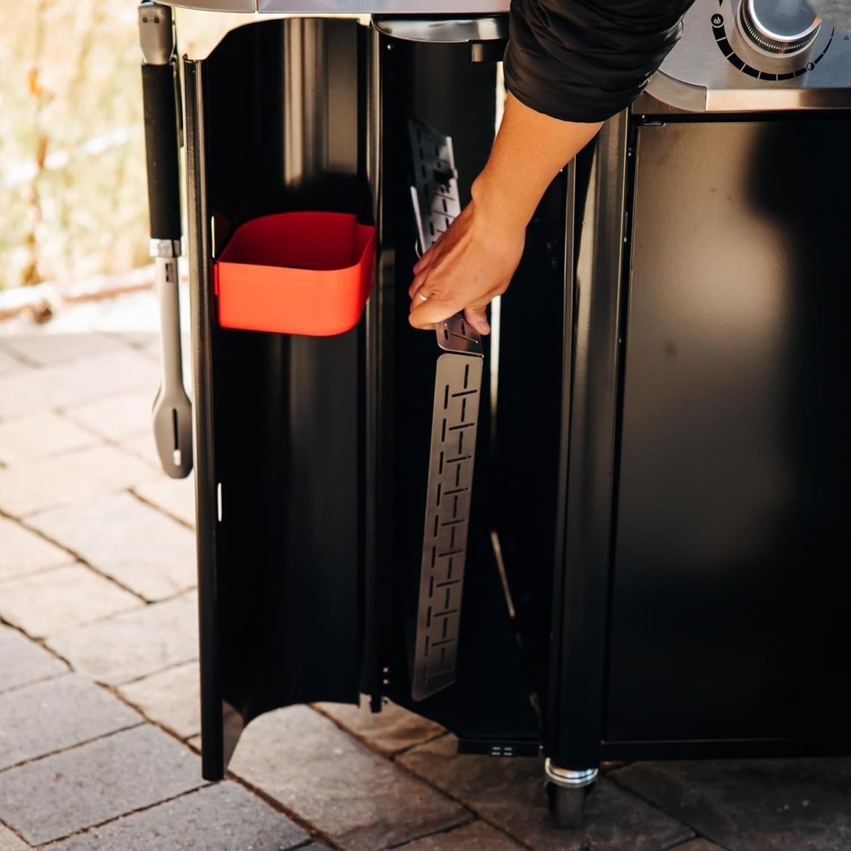 Genesis II E - 335 Gas Grill - Ezonesglobal - Buy at Wine Coolers Online