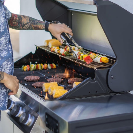 Monument Grills Eminence 405 |Tech Stainless Propane Gas Grill Eminence 405 & Cast Iron Cooking Plate - Ezonesglobal - Buy at Wine Coolers Online