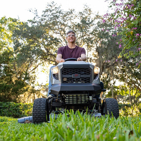 Murray MT100 42 in. 13.5 HP 500cc E1350 Series Briggs and Stratton Engine 6 - Speed Manual Gas Riding Lawn Tractor Mower - Ezonesglobal - Buy at Wine Coolers Online