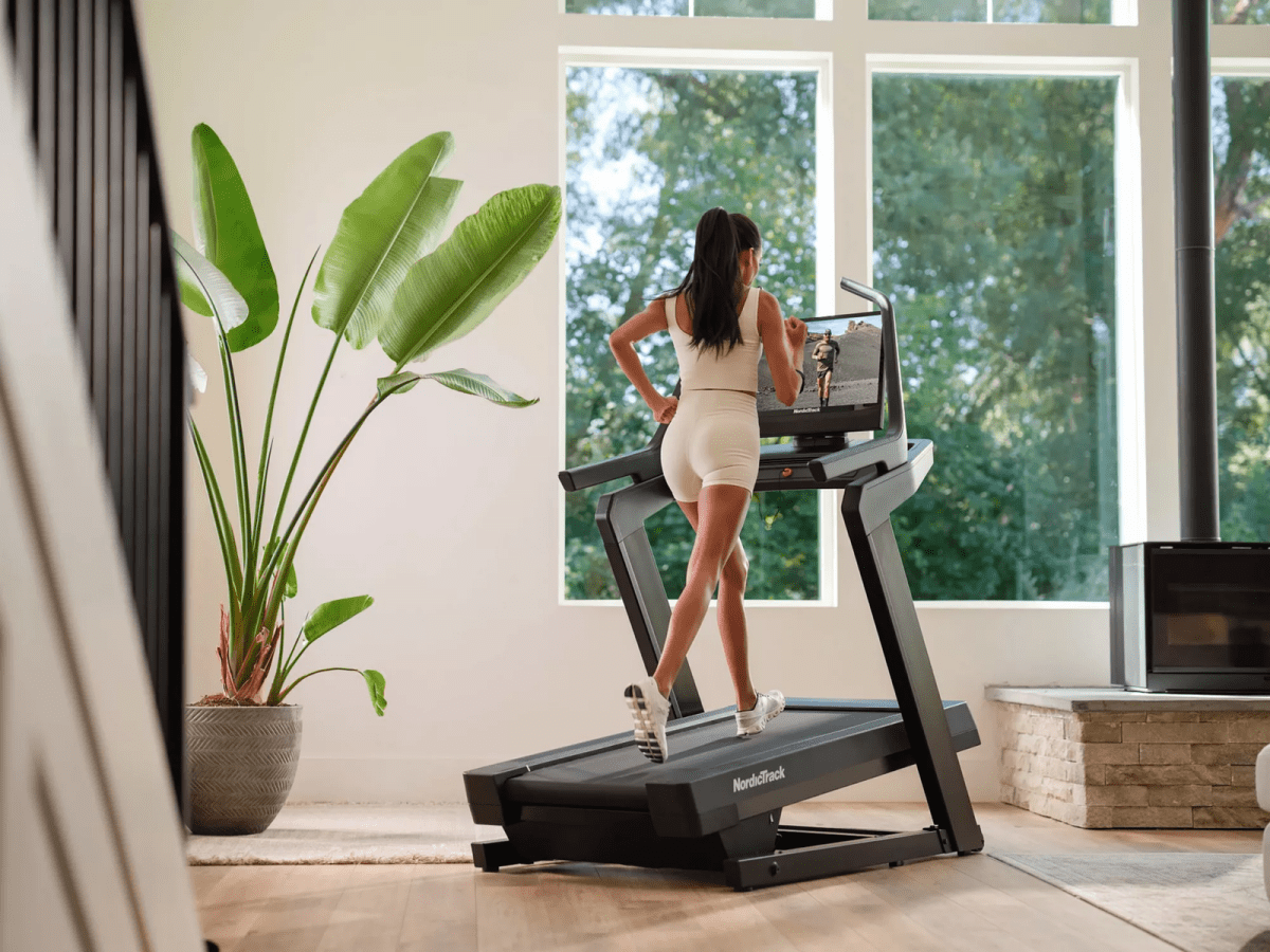 NordicTrack X24 Incline Trainer Treadmill - Ezonesglobal - Buy at Wine Coolers Online